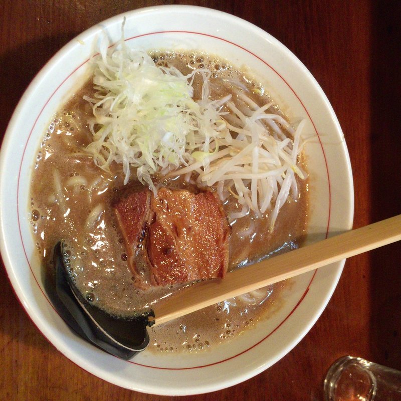 ラーメン(味噌ラーメン専門店 麺と人 京都本店 )