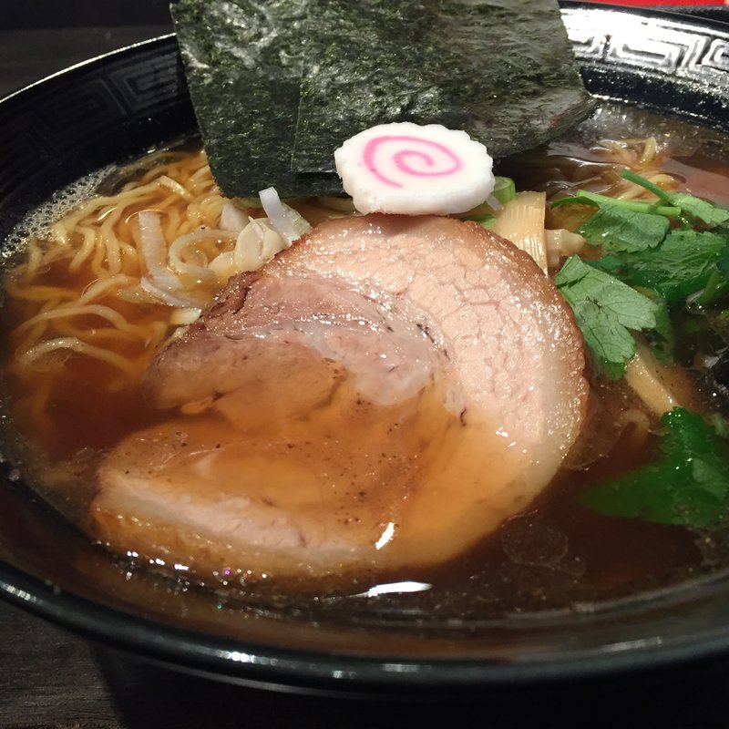 醤油らーめん 細麺 汐(創作ＤＩＮＩＮＧ　ＫＩ-ＲＡ （ソウサクダイニング キラ）)