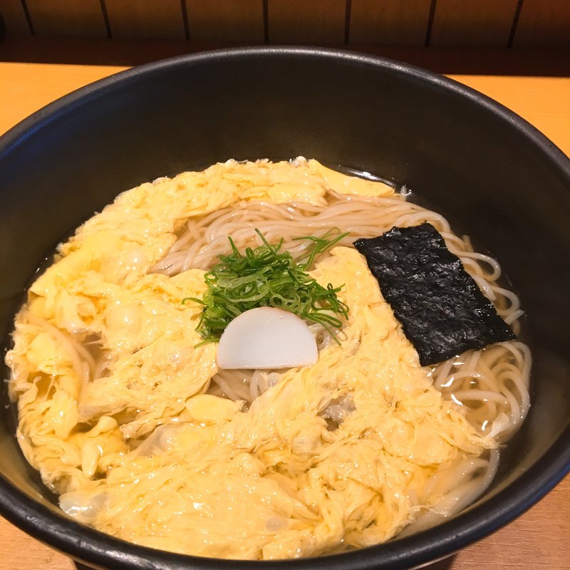 玉子とじのおうどん(麺匠の心つくし つるとんたん 六本木店)