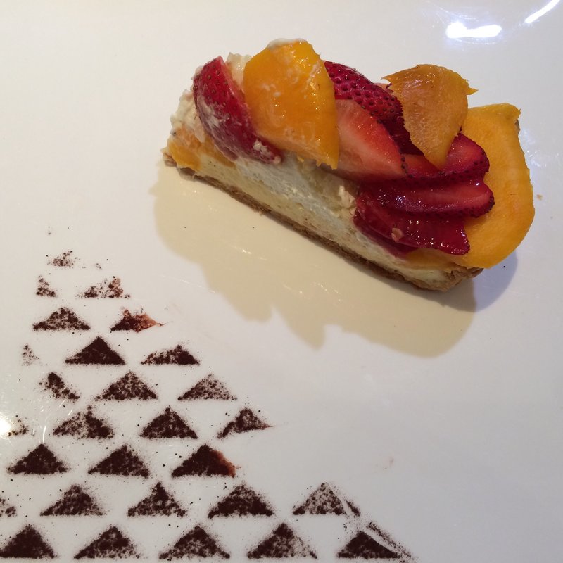 いちごとマンゴーのタルト(カフェ コムサ そごう柏店 )