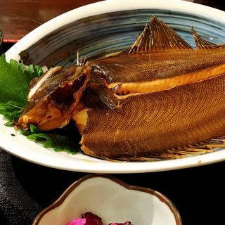 マコガレイ定食(魚一 )