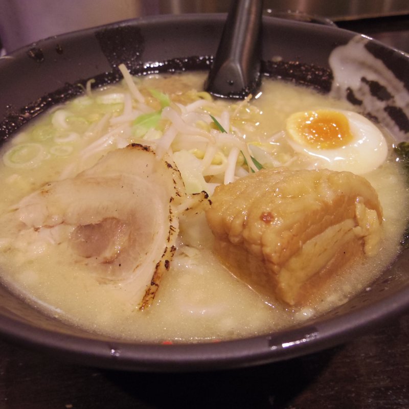 豚骨ラーメン(立川や)