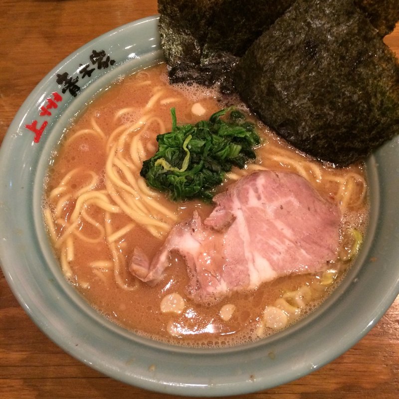 ラーメン(横浜らーめん青木家)