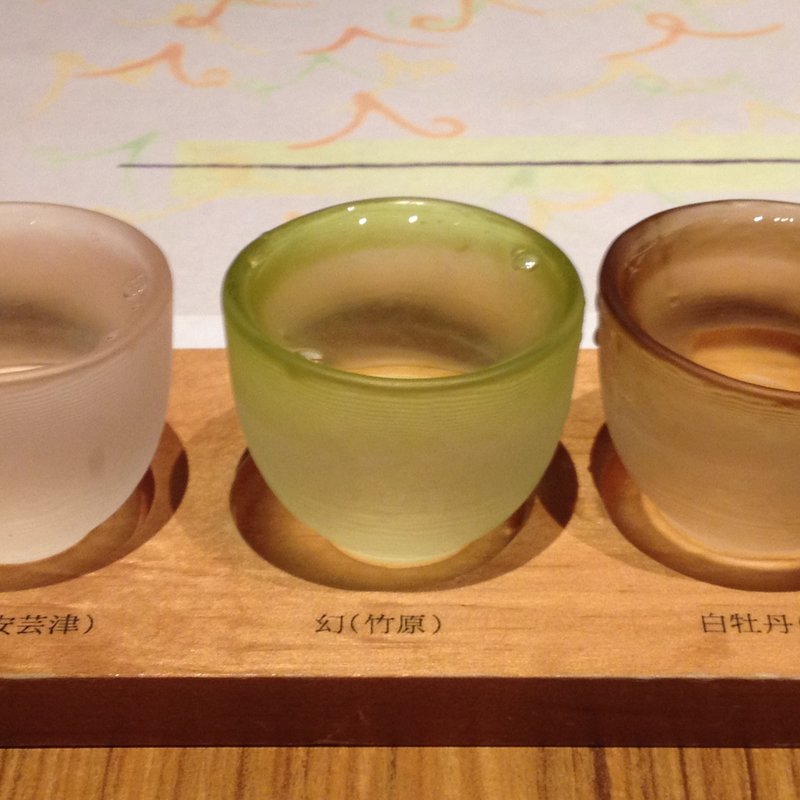 利き酒(瀬戸内ダイニング 遠音近音 Ochi Kochi(をちこち))