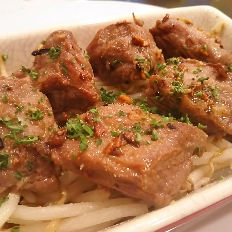 子羊のハラミガーリックソテー(東陽町バルKAZ)