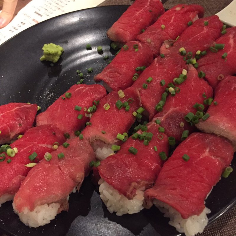 肉寿司(和牛一頭焼肉 房家 本郷三丁目1号店)