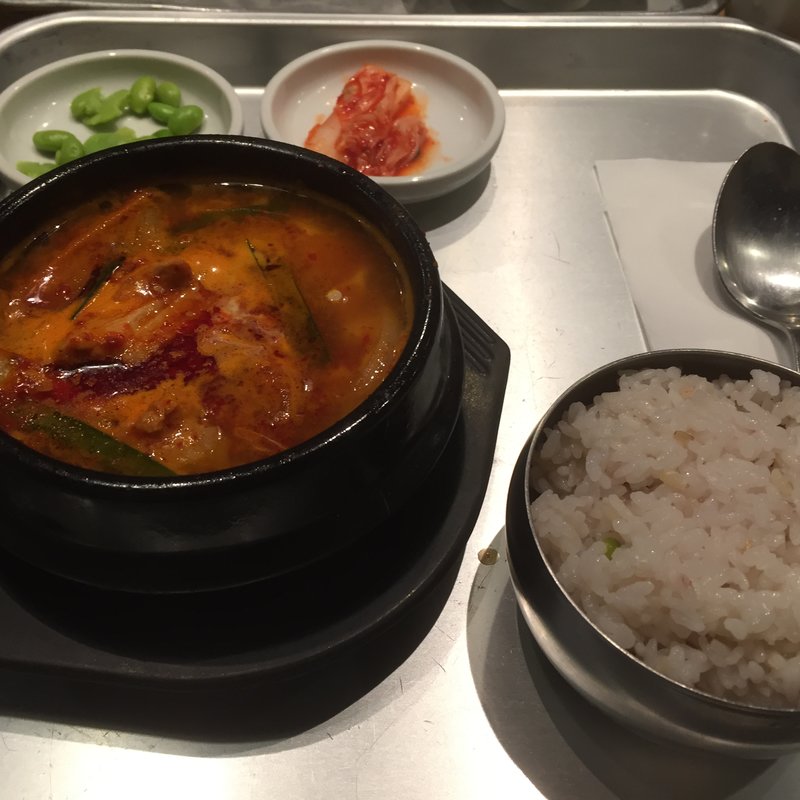 スンドゥブチゲランチ(草の花 新橋店)