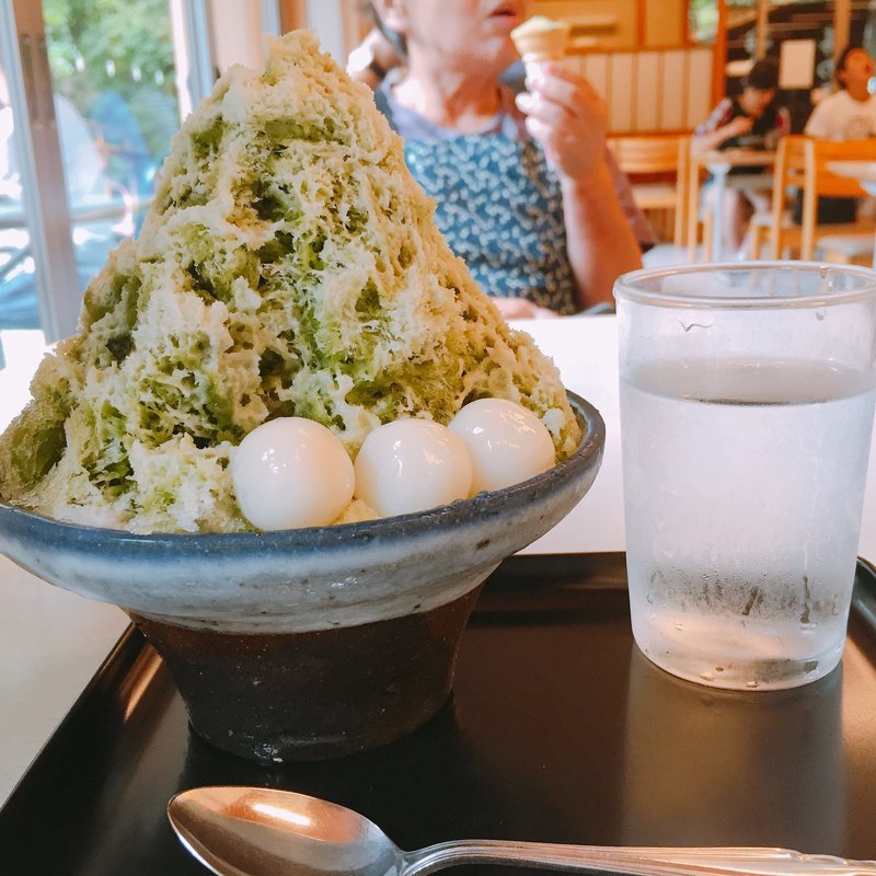 宇治 カキ氷 +ミルク+白玉(有限会社 黒川風流軒)