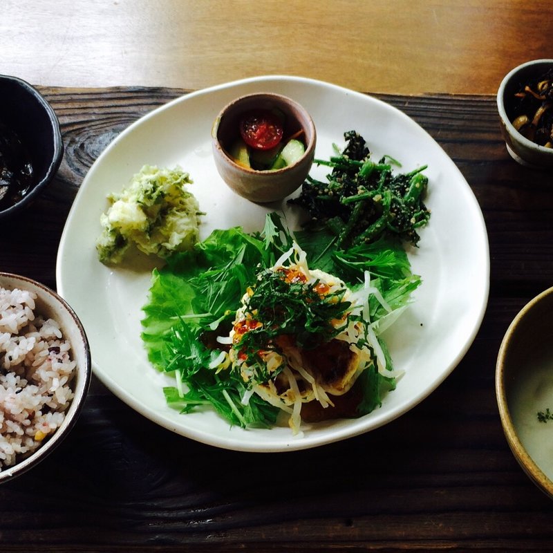 日替りランチ(ヤサシイウタ )