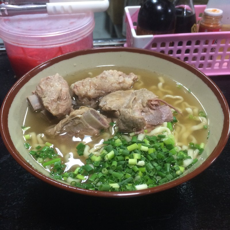 ソーキそば(丸安そば)