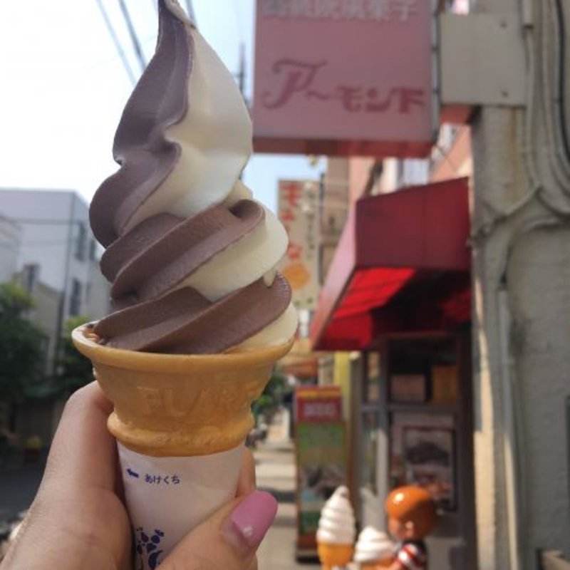 ミックスソフトクリー(アーモンド )