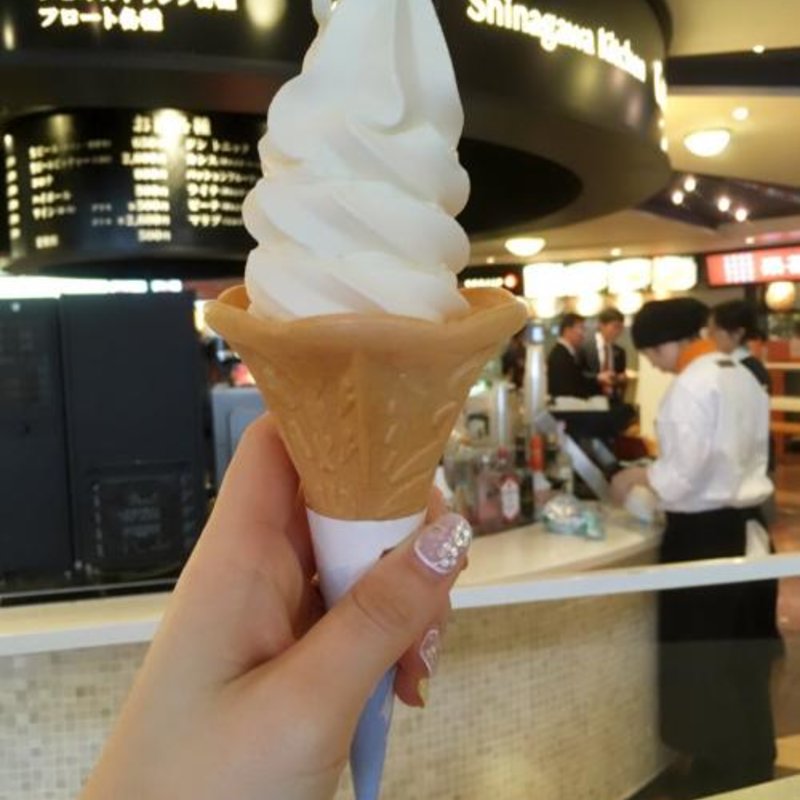 バニラソフトクリーム(24 （トゥエンティフォー）)