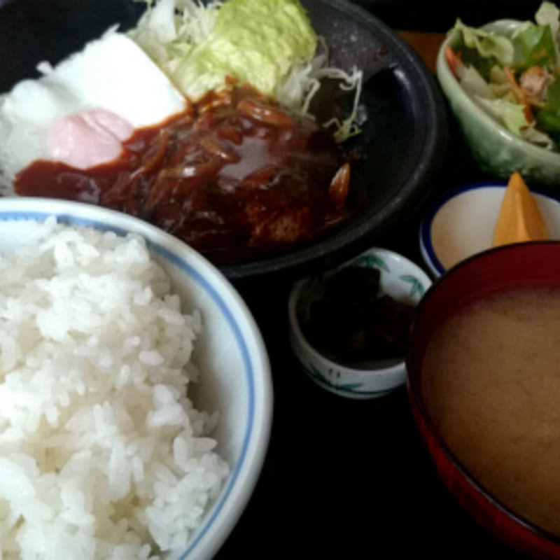 ハンバーグエッグ(ときわ食堂)