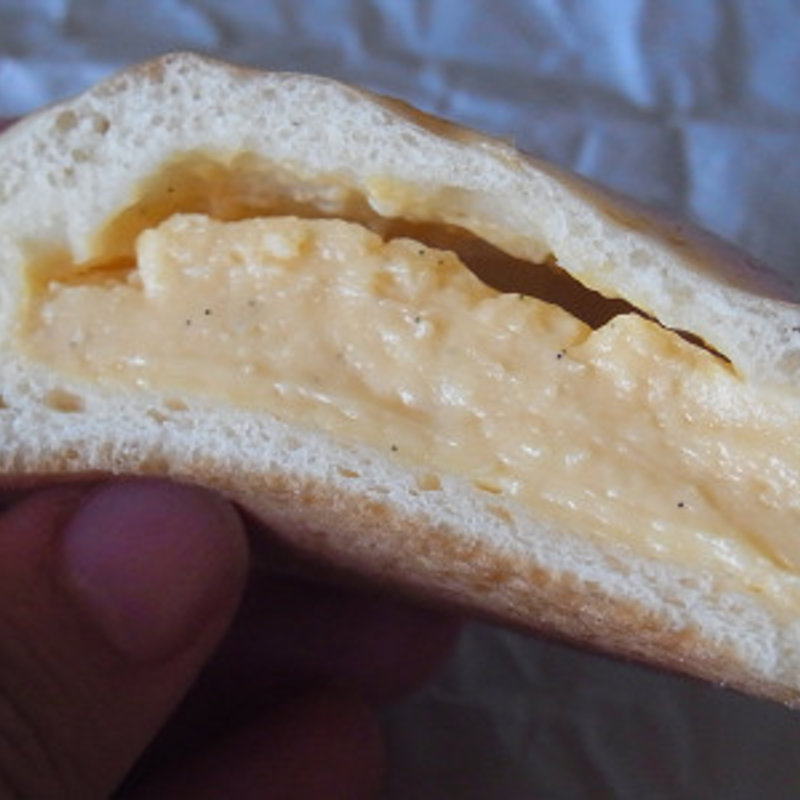 クリームパン(ブーランジェリー・ヴィー)