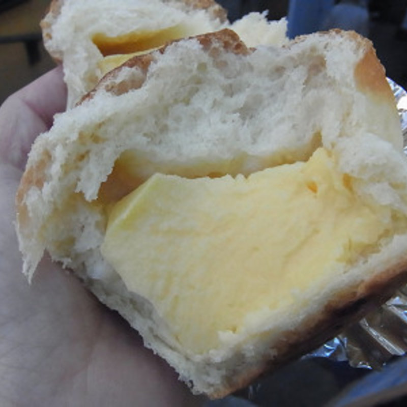 クリームパン(パンプル)