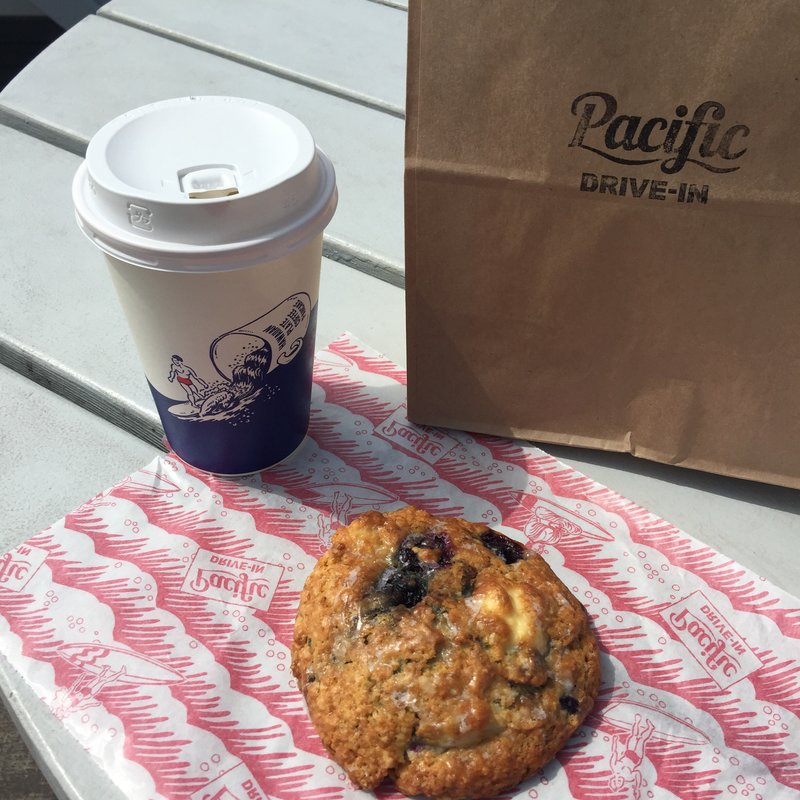 ブルーベリースコーン(Pacific DRIVE-IN)