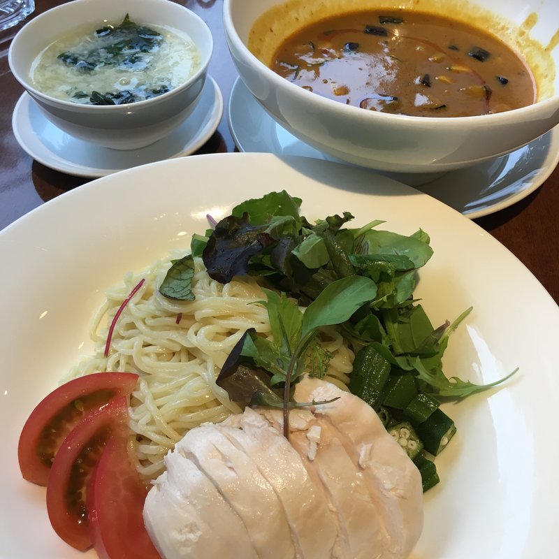 ココナッツミルクカレースープのつけ麺(東京ドームホテル札幌 中国料理 緑花)
