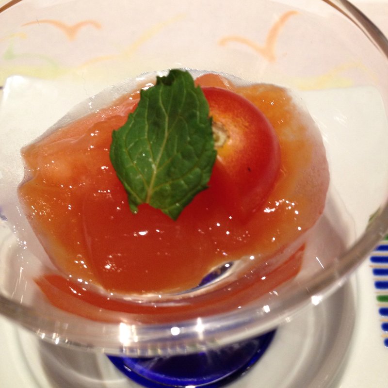 瀬戸内トマトのジュレ(瀬戸内ダイニング 遠音近音 Ochi Kochi(をちこち))