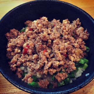 肉ネギ丼(まぜそば 凜々亭 郡山本店 )