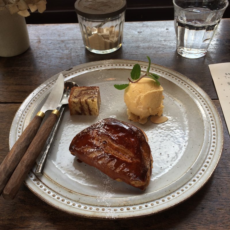 アップルパイ(喫茶 タユタウ （tayu-tau）)