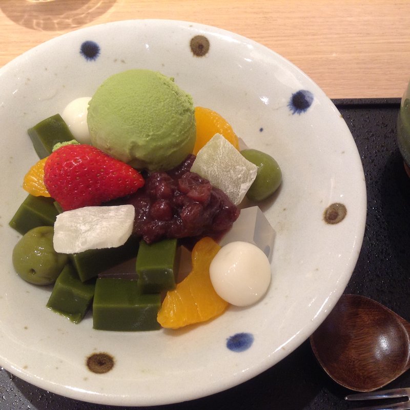 抹茶クリームあんみつ(かんみこより 阪急うめだ本店)