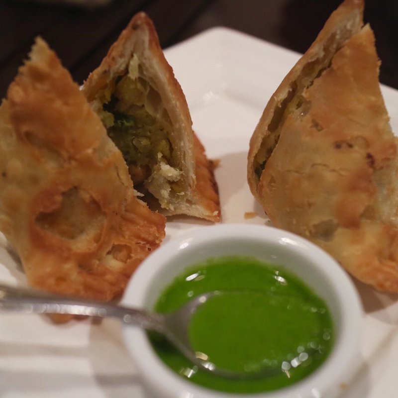 サモサ(インド料理レストラン＆バー ヴィナーヤ 西麻布店)