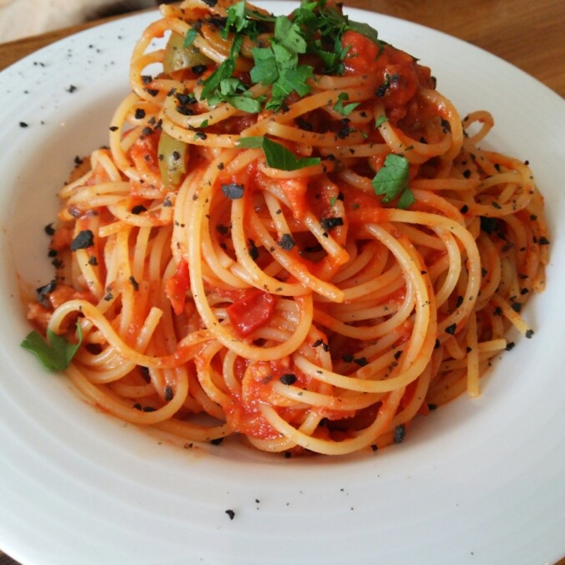 タコミンチとオリーブケッパー アンチョビ風味のトマトソース（Aコース）(イタリアレストラン エヴォルッツオーネ （イタリアレストラン Evoluzione）)