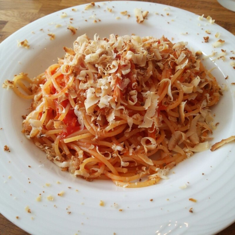 フレッシュトマトと自家燻製リコッタチーズがけ（Aコース）(イタリアレストラン エヴォルッツオーネ （イタリアレストラン Evoluzione）)