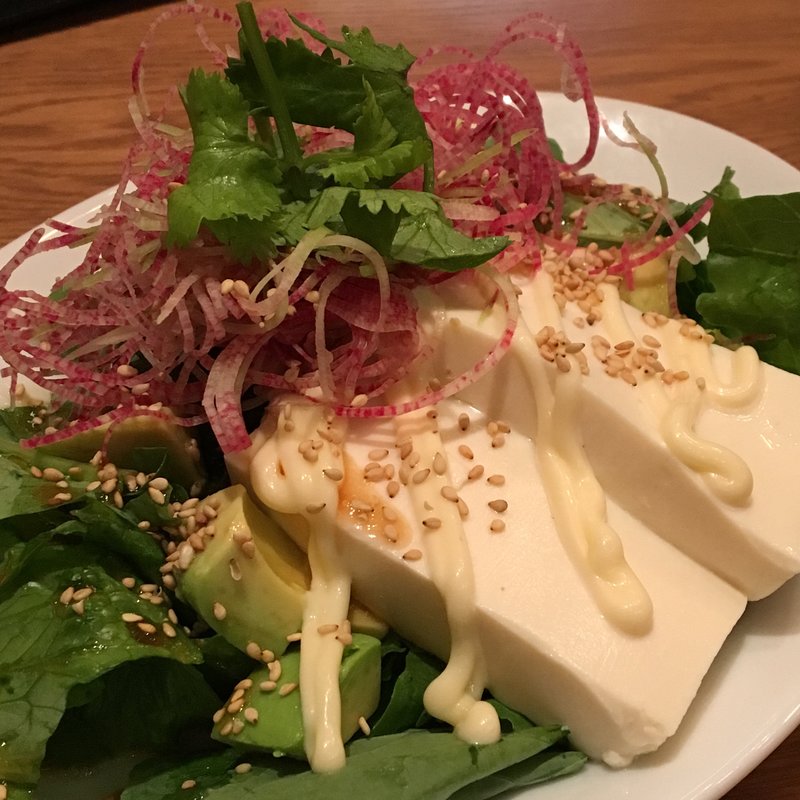 豆富とアボカドのセサミサラダ -ハーフ-(マルノウチ カフェ × ワイアードカフェ （Marunouchi Cafe × WIRED CAFE）)