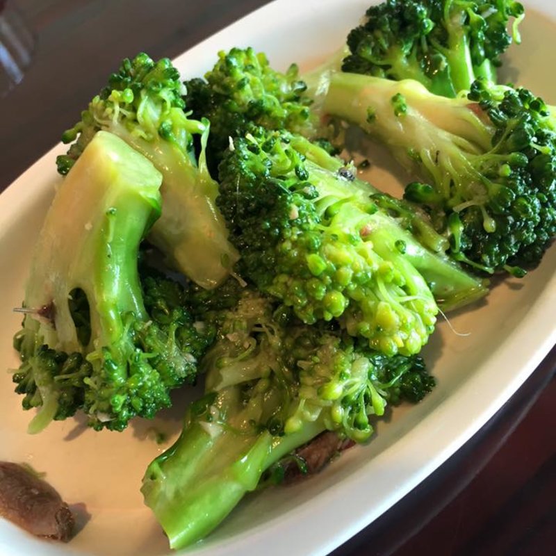 ブロッコリーのアンチョビマリネ(Barbaro たまプラーザ)