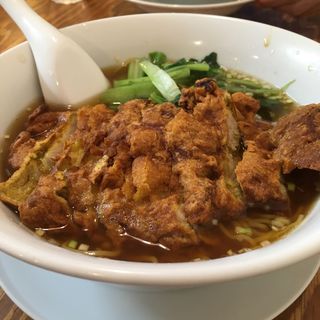 排骨麺(青山麺飯坊)
