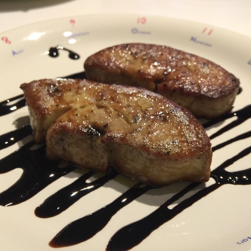 フォアグラのソテー バルサミコソース(カフェ・ドゥ・シャンパーニュ)