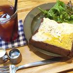 モーニングセット 角食トースト with チーズ(cafe634)