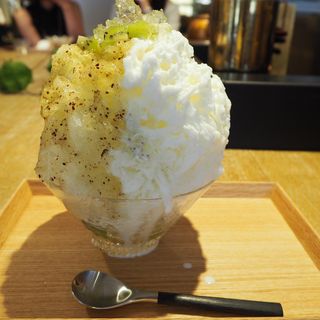 フレッシュキウイとヨーグルト練乳(古美珈琲 （COBI COFFEE）)