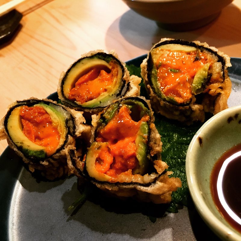 アボガドと雲丹の天ぷら(天すけ)