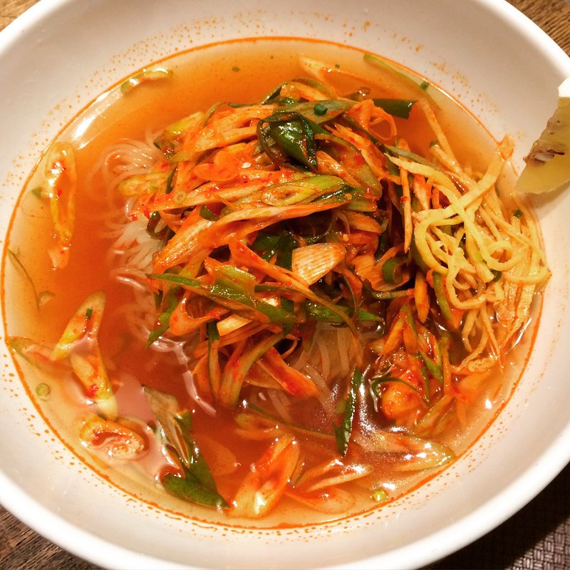 ねぎ冷麺(青磁 )