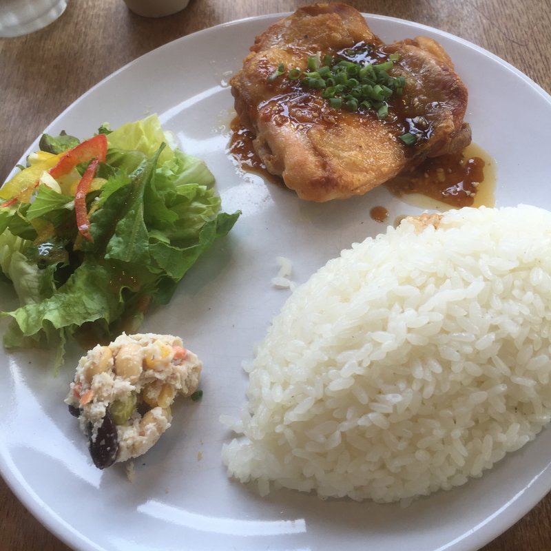 鶏肉プレート(AOZORA COFFEE SHOP)