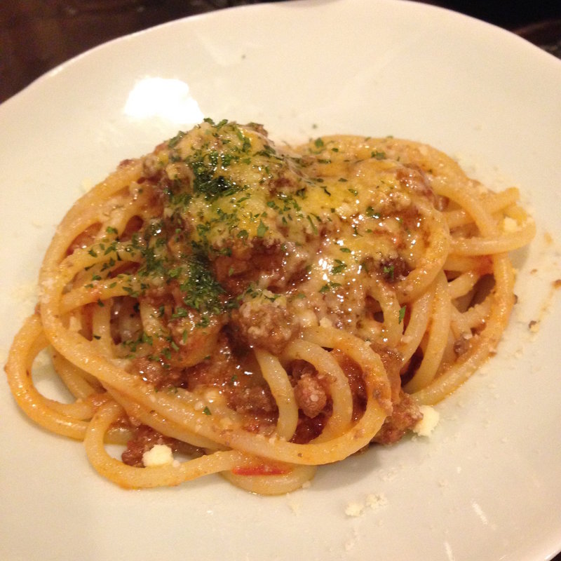 アレグロのソースでミートスパ(立ち飲みじんべえ)