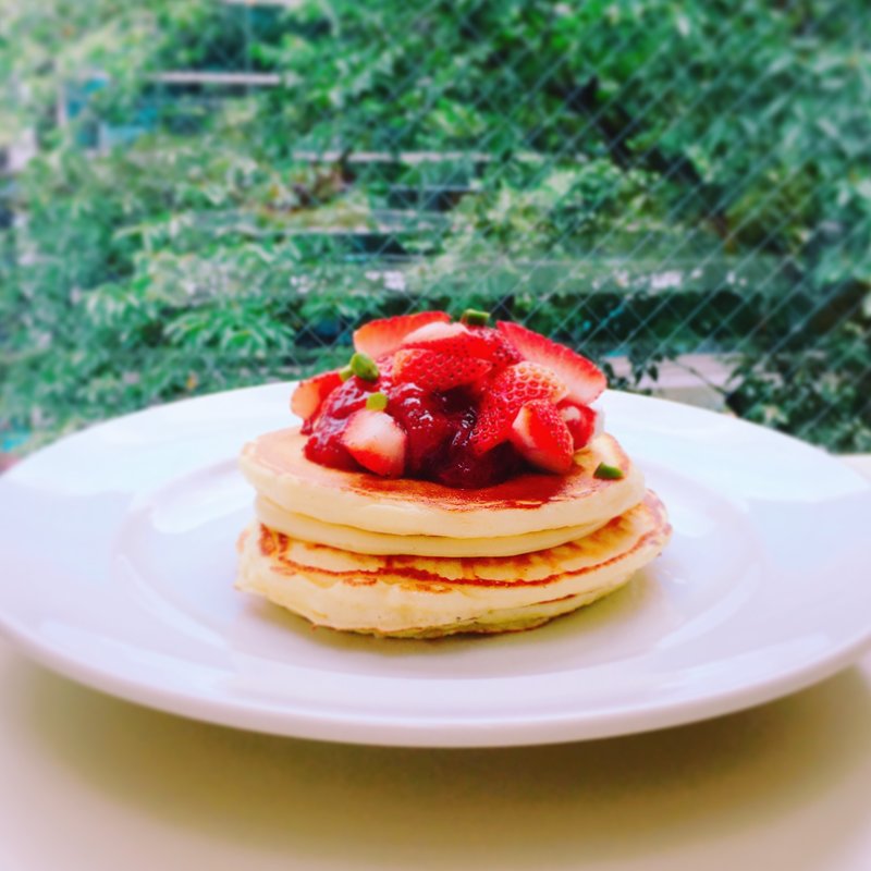 ストロベリーカスタードパンケーキ(FLIPPER'S 自由が丘店)