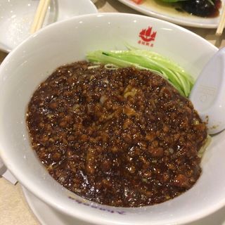 ジャージャージャー麺(赤坂飯店 パレスサイドビル店 （アカサカハンテン）)