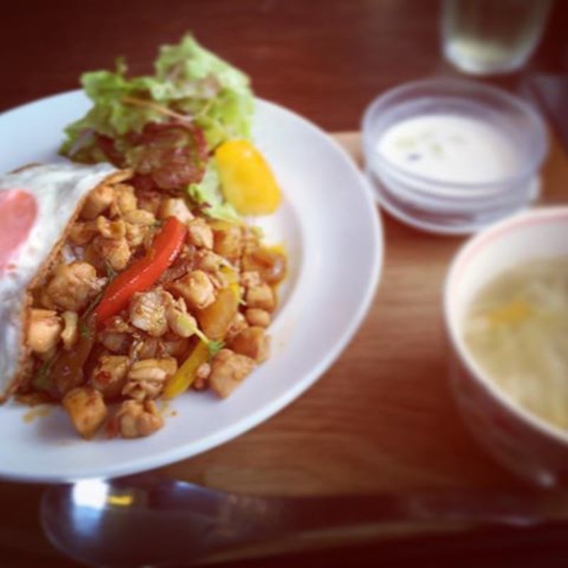 ガパオライス(熊猫 ダイナー （Kumaneco Diner）)