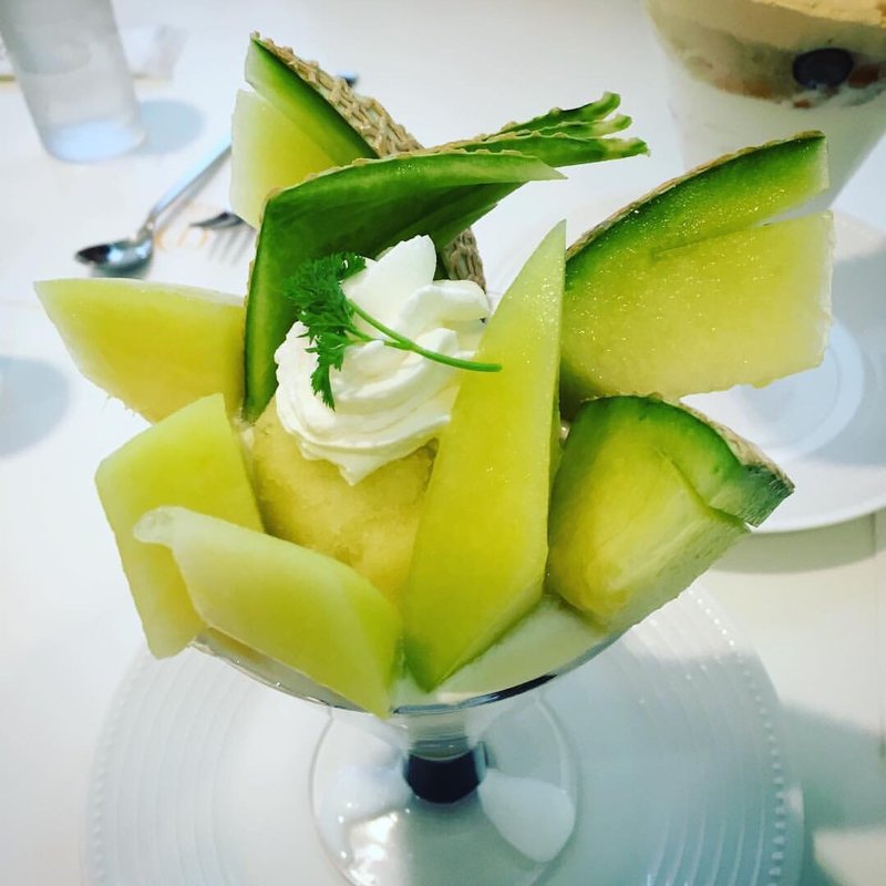 メロンパフェ(新宿高野本店 タカノフルーツパーラー)