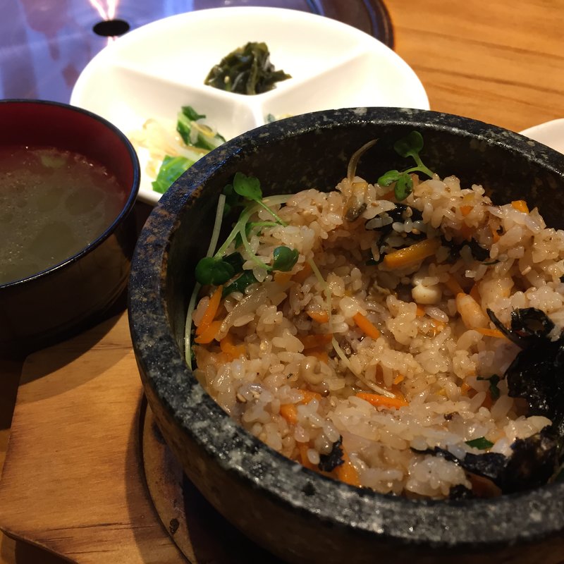 石焼野菜ビビンバ(韓菜 （ハンナ）)