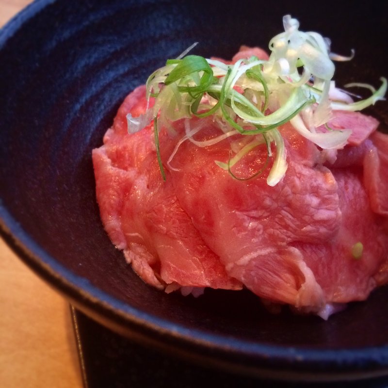 名物！！サーロイン茶漬け(白老町 焼肉 阿部正春 銀座店)