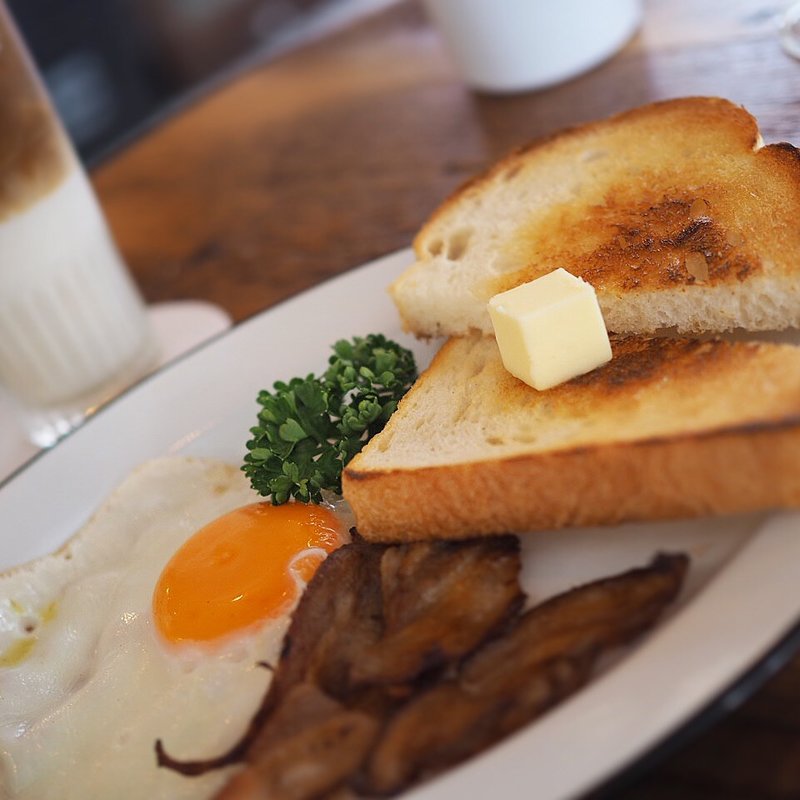 トースト(DAY & NIGHT)