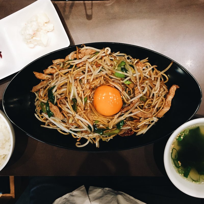 ランチ(大) 生卵(かぶきち )