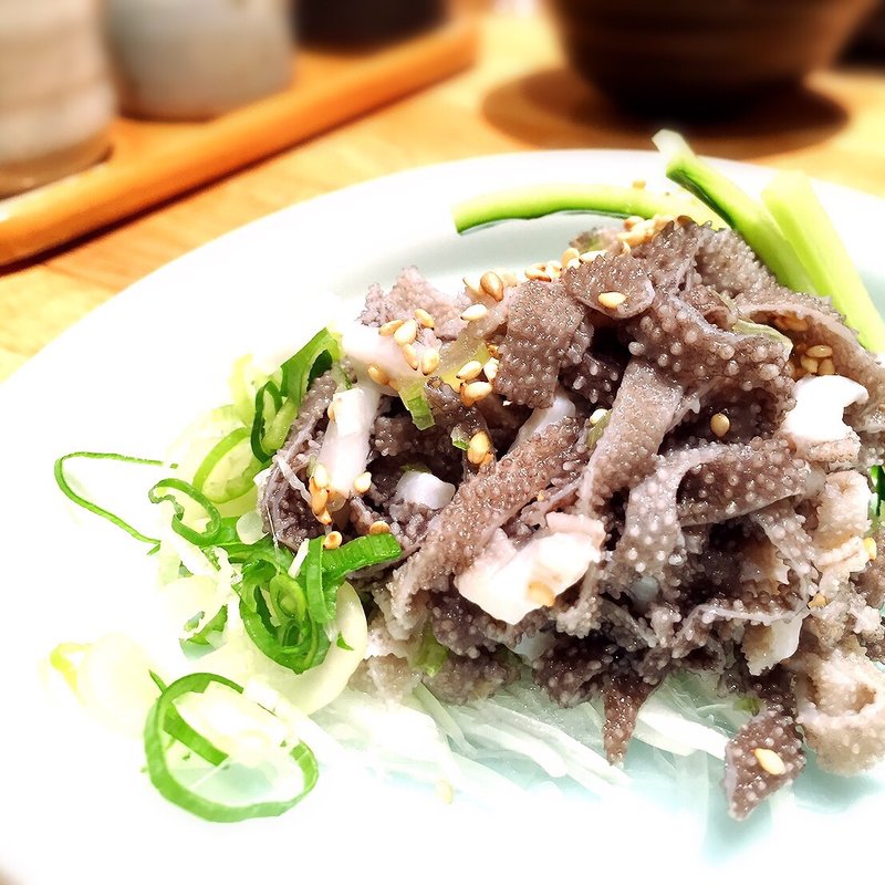 センマイ刺し(神泉ホルモン 三百屋)