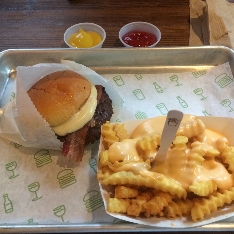 Bacon Cheddar Shack & Cheese Fries(SHAKE SHACK)