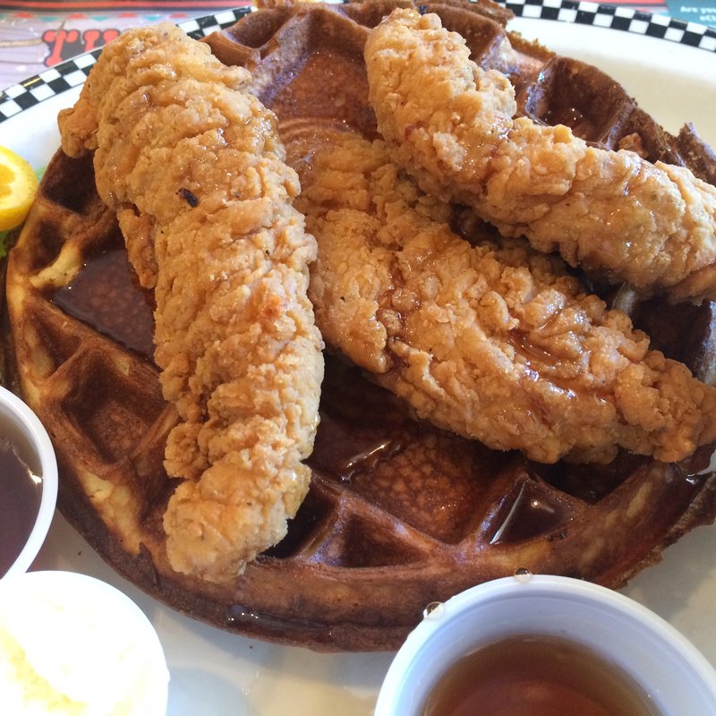 waffle&chicken(Blackbear Diner)