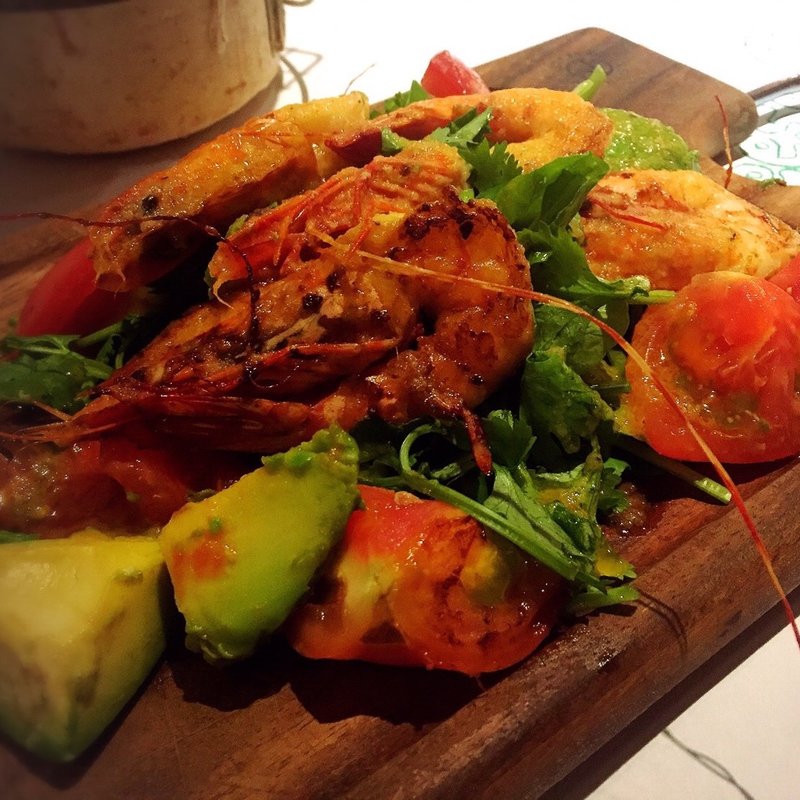 エビとアボカドのハラペーニョソース(Cheese Cafe)